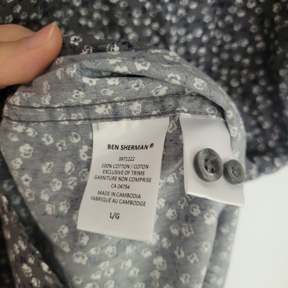 Ben Sherman Button Up - Picture 3 of 5